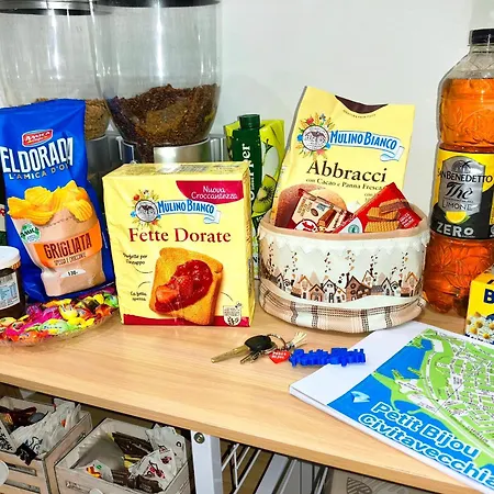 Petit Bijou Апартаменты Чивитавеккья