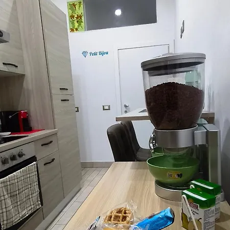 Petit Bijou Apartamento Civitavecchia